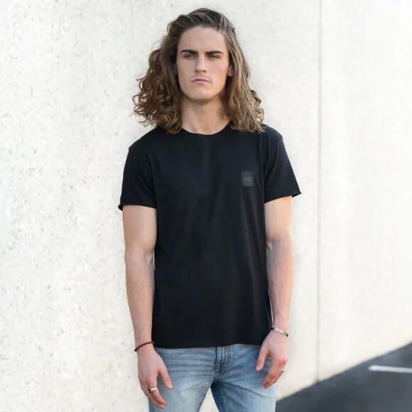 Cheap Monday Stockholm Standard Edge Tee Adult XL Black - Picture 1 of 11